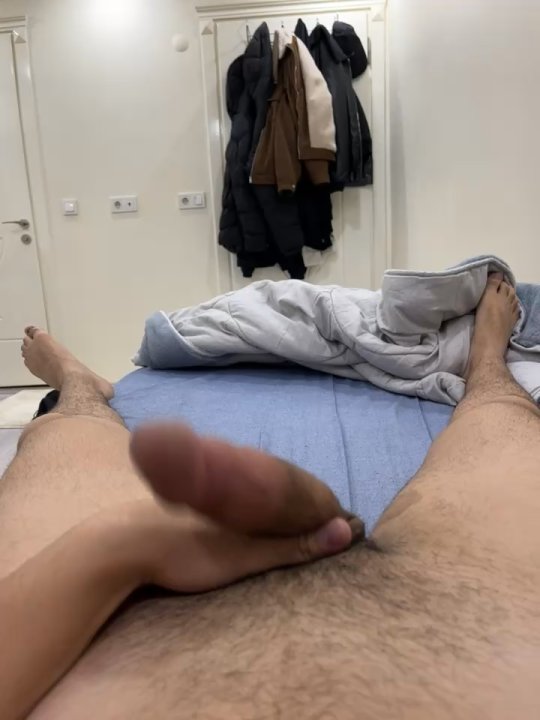 FurkanktyErrie live cam screenshot male from Turkey on Tip.show – Interactive Live Cam Shows — screenshot #1