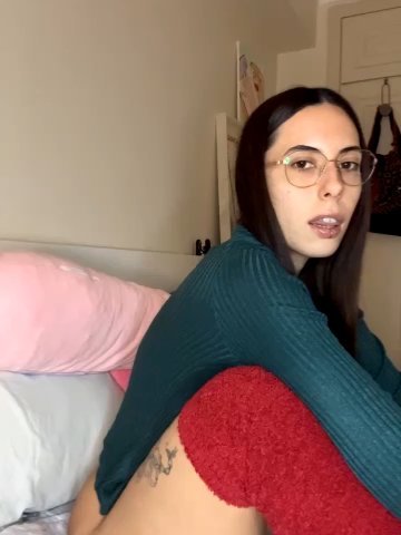 very_licious live cam screenshot females on Tip.show – Interactive Live Cam Shows — screenshot #1