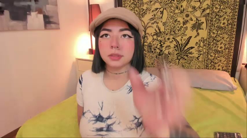 Aria_x_Orien live cam screenshot malefemale on Tip.show – Interactive Live Cam Shows — screenshot #1