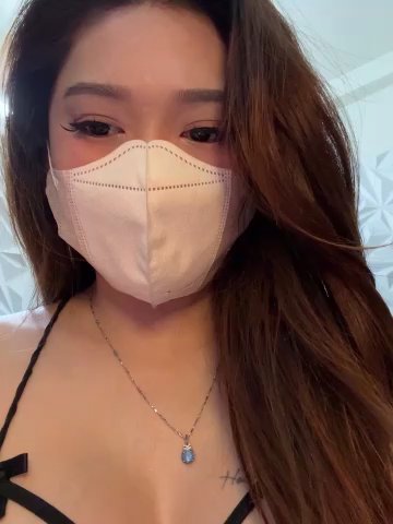 Minhnguyet-03 live cam screenshot female from Vietnam on Tip.show – Interactive Live Cam Shows — screenshot #2