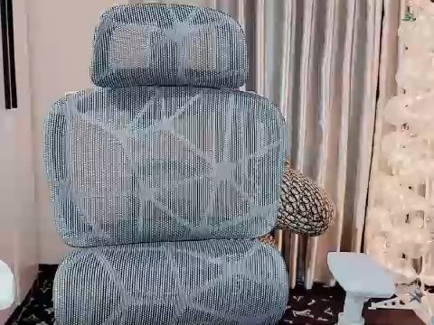 Agnelyn____ live cam screenshot female from Vietnam on Tip.show – Interactive Live Cam Shows — screenshot #6