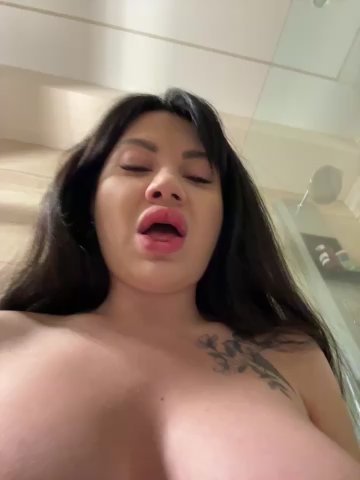 Wet__Bunny live cam screenshot malefemale from Ukraine on Tip.show – Interactive Live Cam Shows — screenshot #8