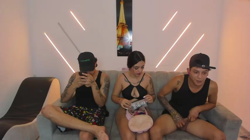 brutal_sex_room2k live cam screenshot malefemale on Tip.show – Interactive Live Cam Shows — screenshot #4