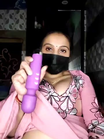 Horny_Shalu live cam screenshot female on Tip.show – Interactive Live Cam Shows — screenshot #1