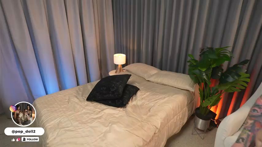 Pop_Doll live cam screenshot malefemale from Colombia on Tip.show – Interactive Live Cam Shows — screenshot #3