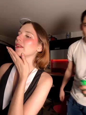 kevin_hotgirls live cam screenshot malefemale on Tip.show – Interactive Live Cam Shows — screenshot #6