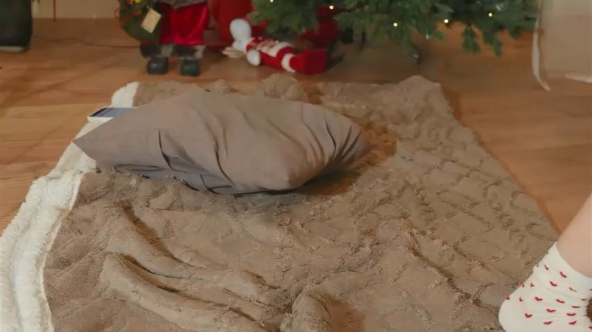 whisper_of_love live cam screenshot female on Tip.show – Interactive Live Cam Shows — screenshot #1