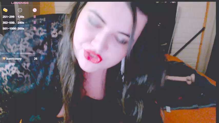 _bade_tasci_ live cam screenshot female from Turkey on Tip.show – Interactive Live Cam Shows — screenshot #1